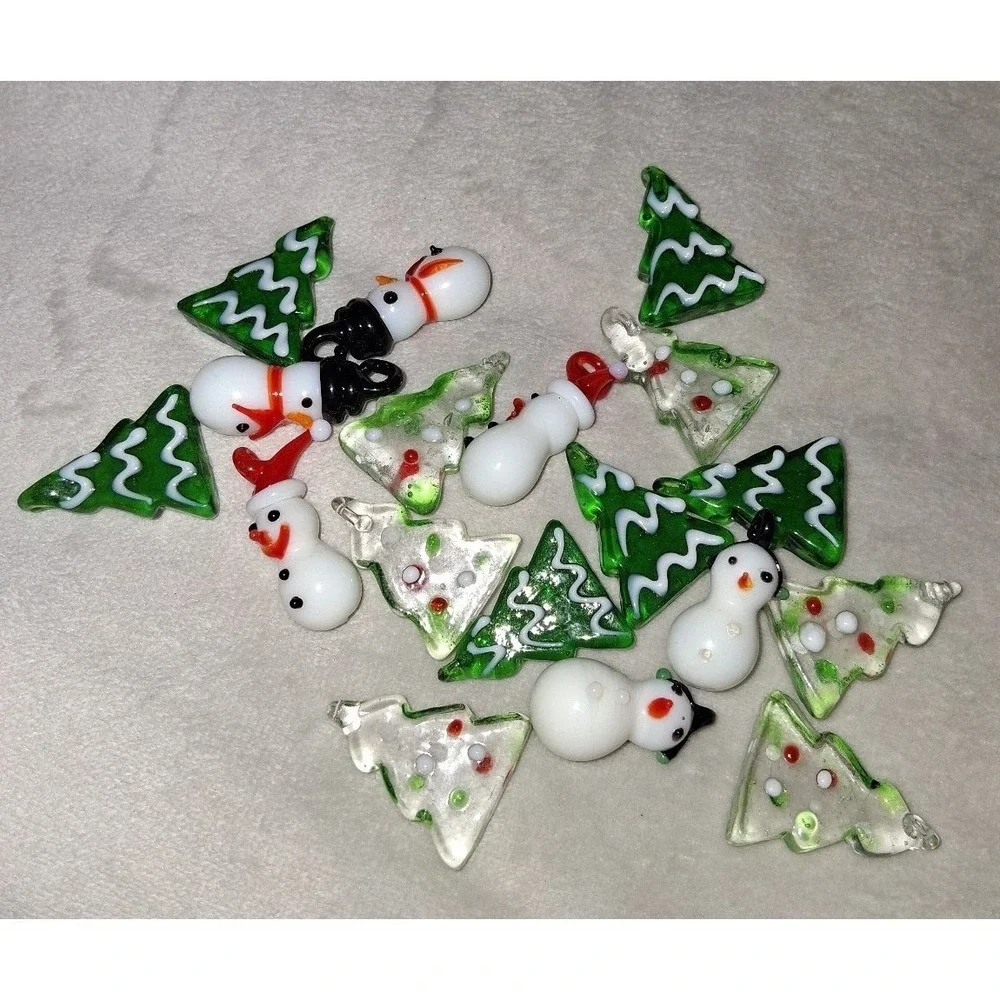 Lot of 18 Handmade Lampwork Glass Christmas Charms Trees & Snowmen Holiday Beads
